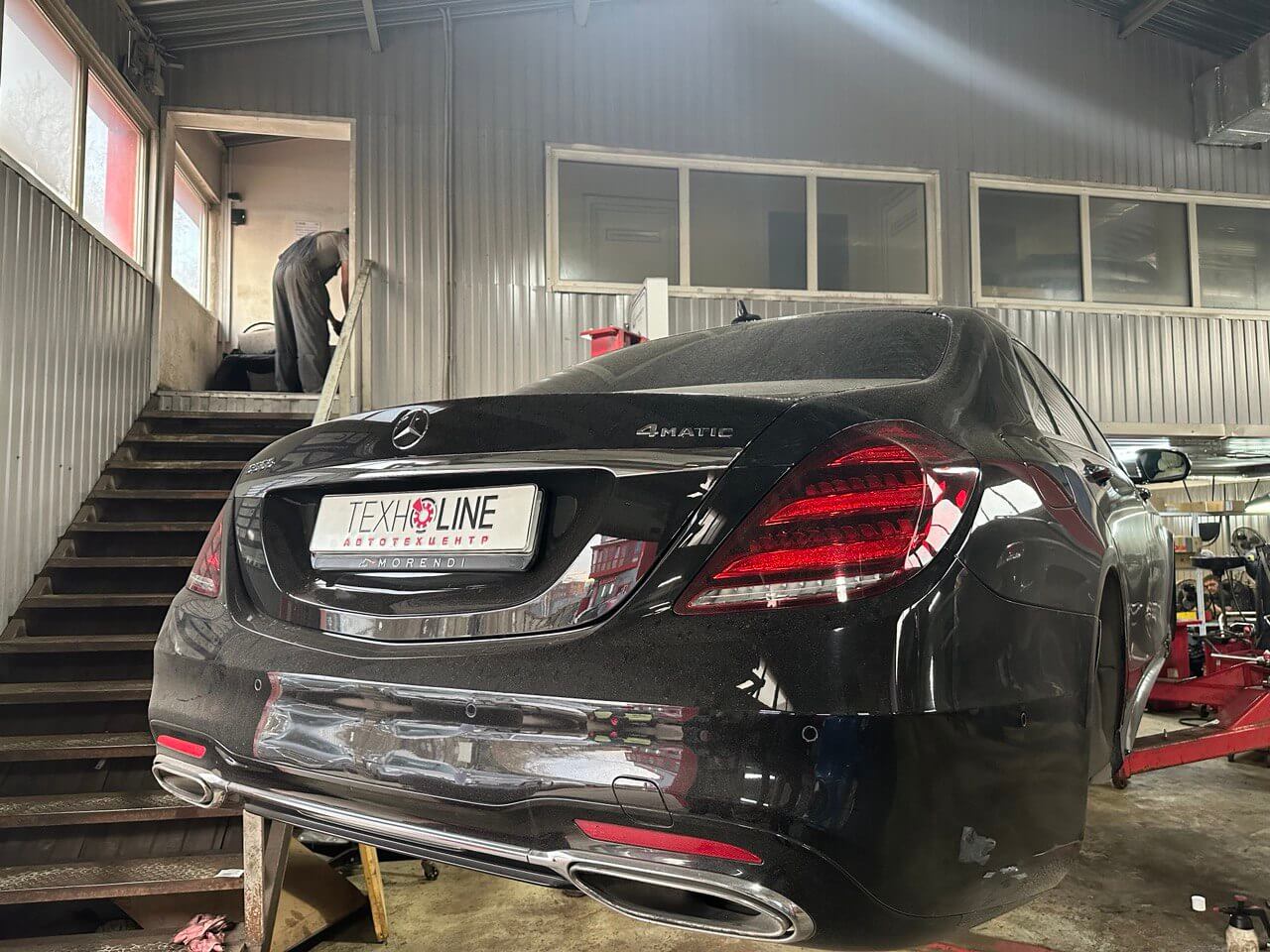 Подготовка автомобиля к установке новых колодок