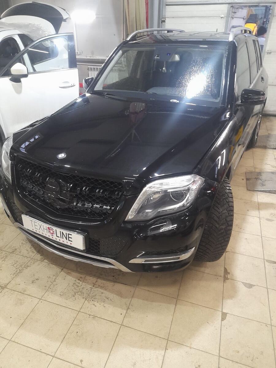 Mercedes GLK 220 приехал в Технолайн после удара в переднюю часть